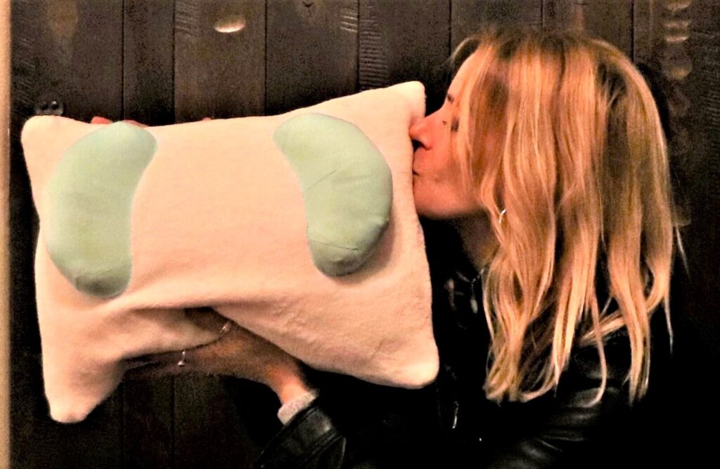 BackToBeautySleep.com the patented anti-wrinkle beauty pillow that's perfect for travel and every night use to keep you from giving yourself wrinkles while you sleep.